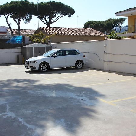 Apartamentos Caru Castelldefels Ngoại thất bức ảnh