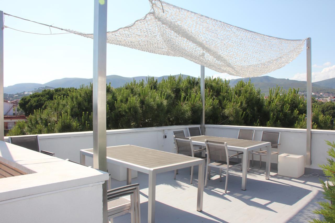 Apartamentos Caru Castelldefels Ngoại thất bức ảnh