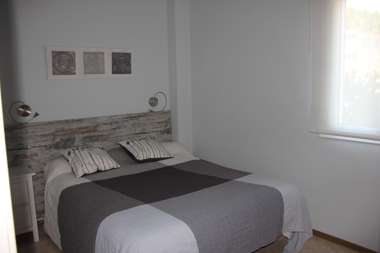 Apartamentos Caru Castelldefels Ngoại thất bức ảnh